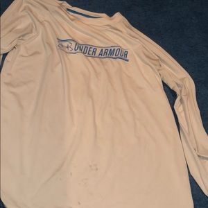Under Aurmor long sleeve tee